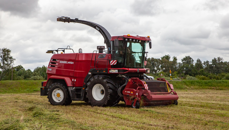 Кормоуборочный комбайн FS650